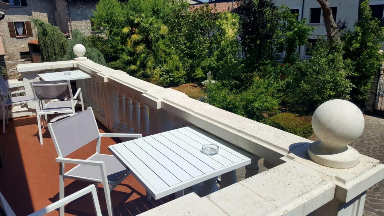 B&B Villa Fiorini Moniga del Garda Exterior photo