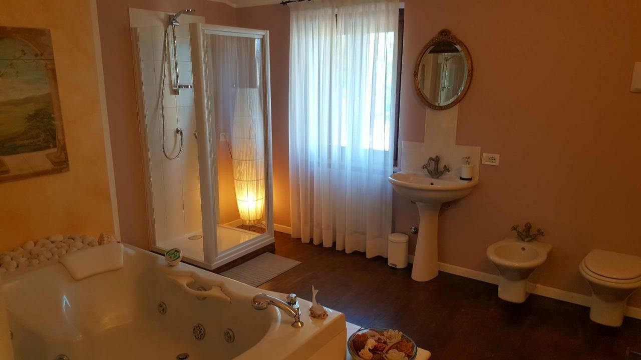 B&B Villa Fiorini Moniga del Garda Exterior photo