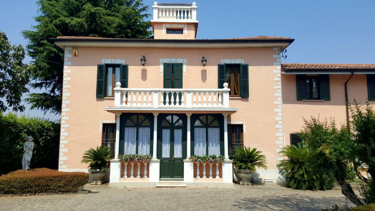 B&B Villa Fiorini Moniga del Garda Exterior photo