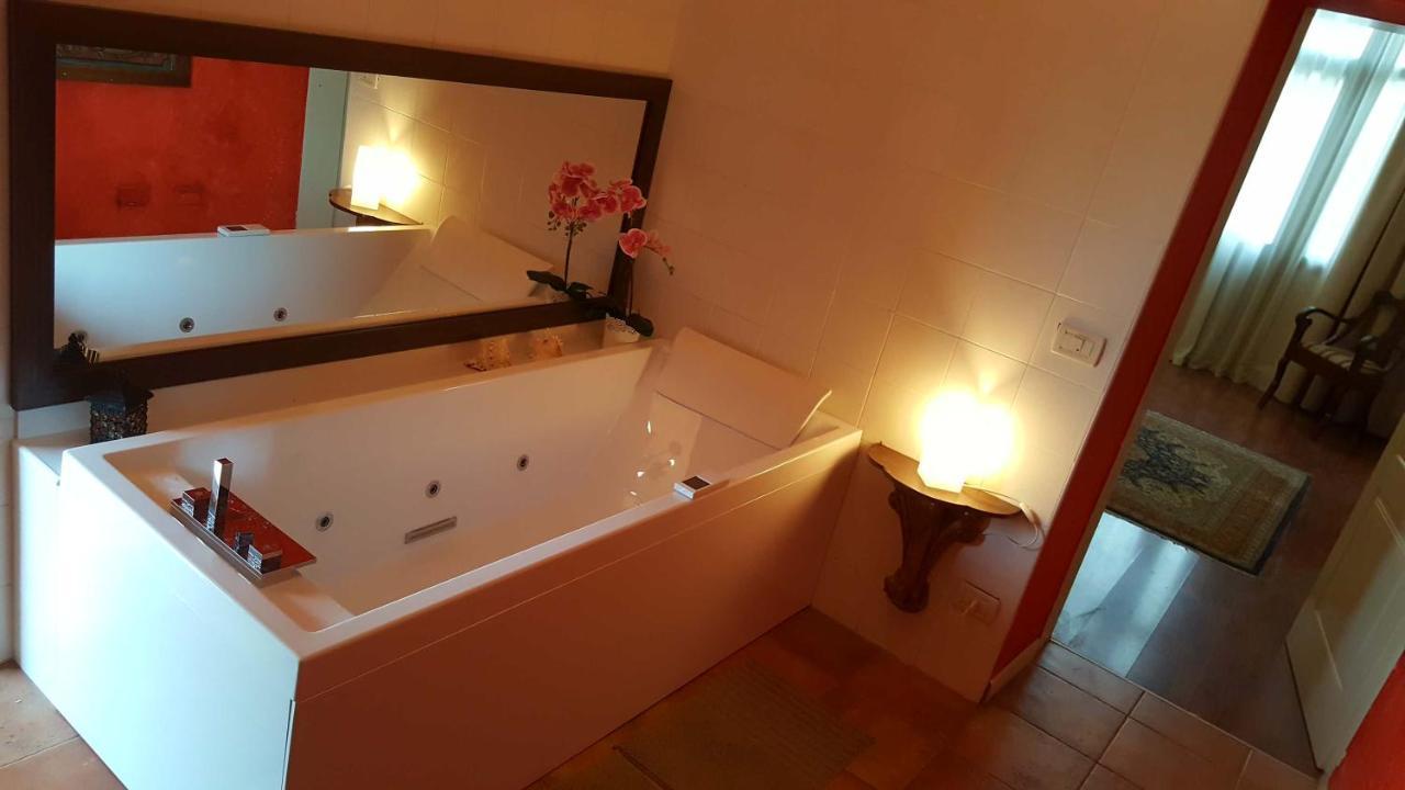 B&B Villa Fiorini Moniga del Garda Exterior photo