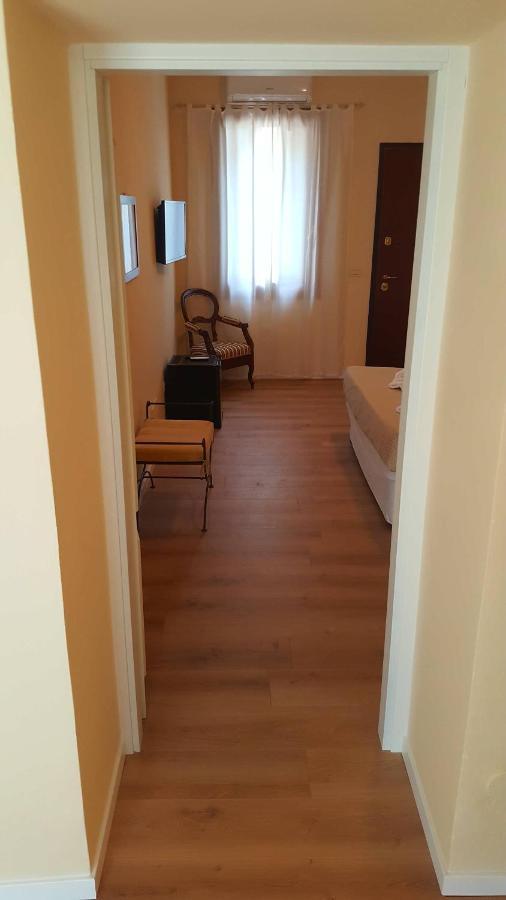 B&B Villa Fiorini Moniga del Garda Exterior photo
